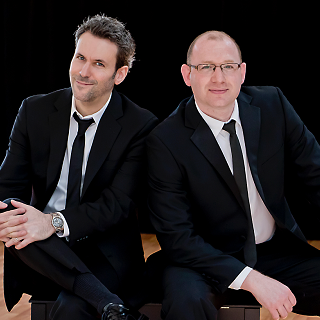 The Flying Ivories - Dueling Pianos Group